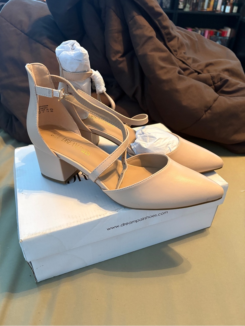 Dream Pairs Beige Pointed-Toe Crisscross Block Heel Pumps NWT